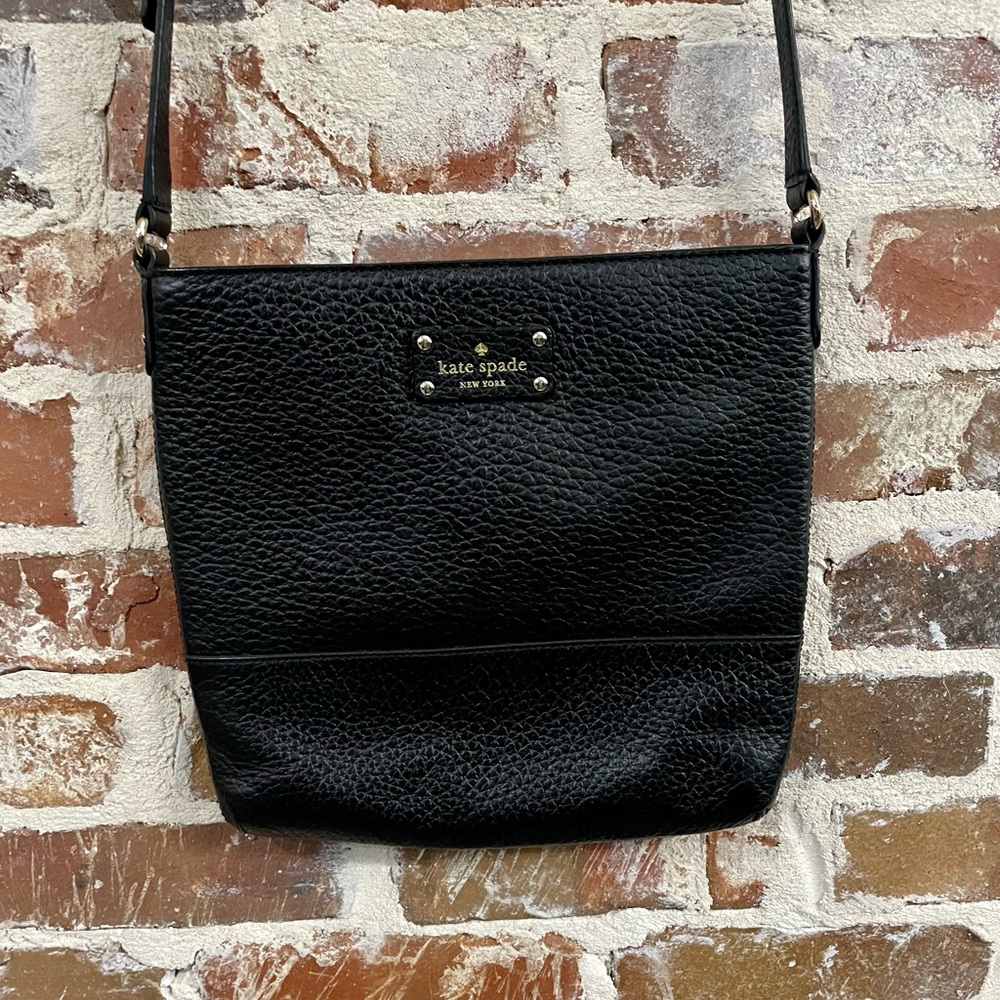 KATE SPADE ♠️ Cobble Hill Crossbody